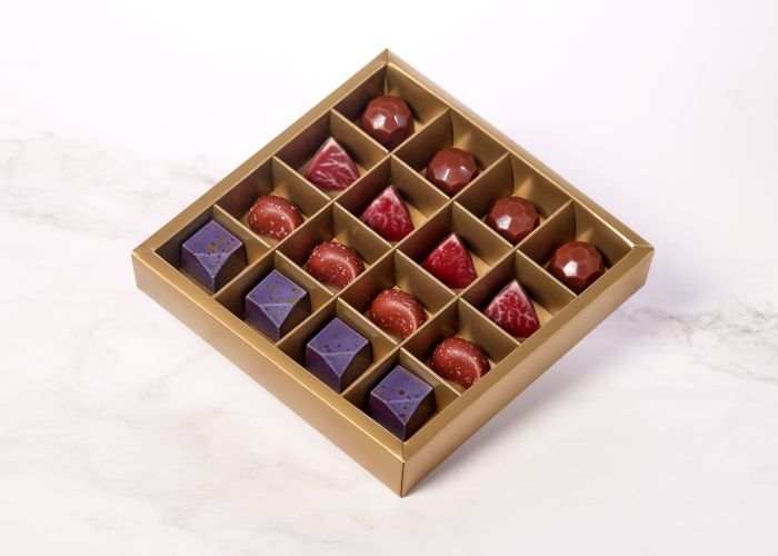 Fyldte Chokolader - 16 stk æske (Økologisk) Æ3 